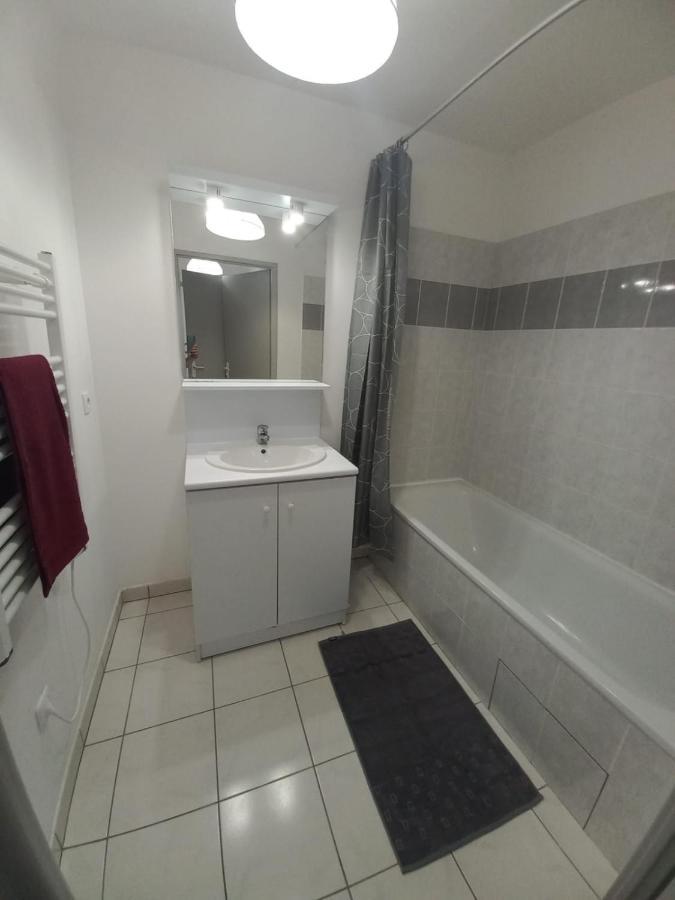 Appartement superbe T2 avec parking privé à Agen Extérieur photo